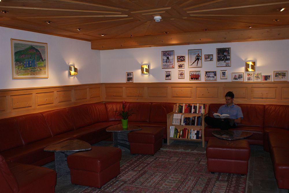 Hotel Victoria Lauberhorn Wengen, A Faern Collection Hotel Bagian luar foto